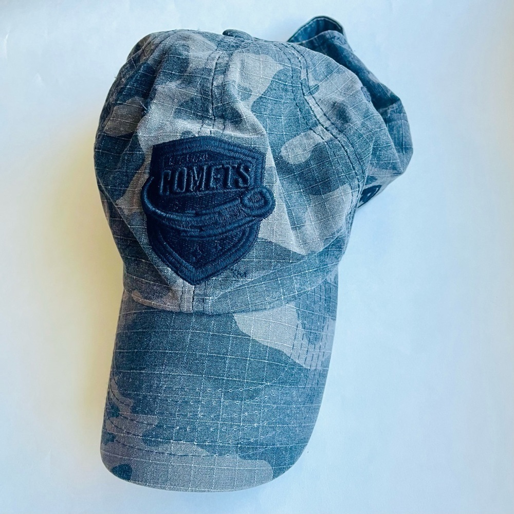 🎯3/$10 Utica Comets Hockey Baseball Cap Camouflage American Flag Hat